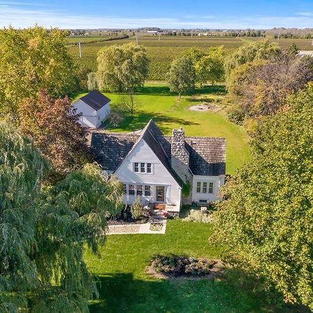 Waterfront Niagara-On-The-Lake Farmhouse On A Vineyard Villa Bagian luar foto