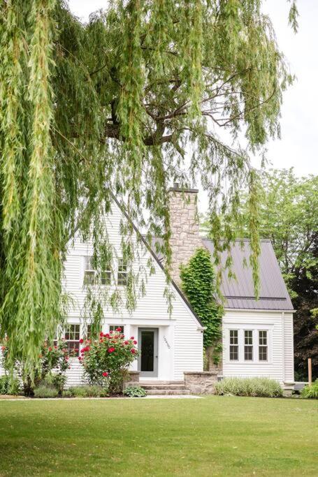 Waterfront Niagara-On-The-Lake Farmhouse On A Vineyard Villa Bagian luar foto