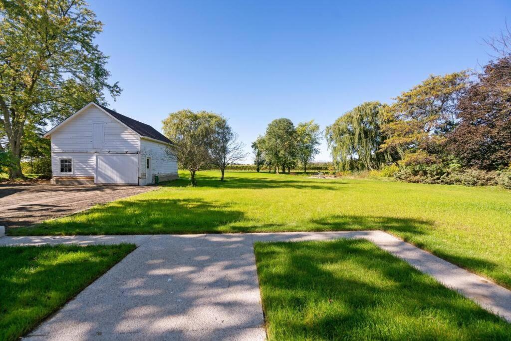 Waterfront Niagara-On-The-Lake Farmhouse On A Vineyard Villa Bagian luar foto