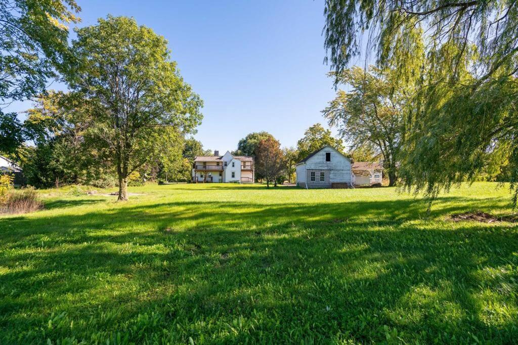 Waterfront Niagara-On-The-Lake Farmhouse On A Vineyard Villa Bagian luar foto